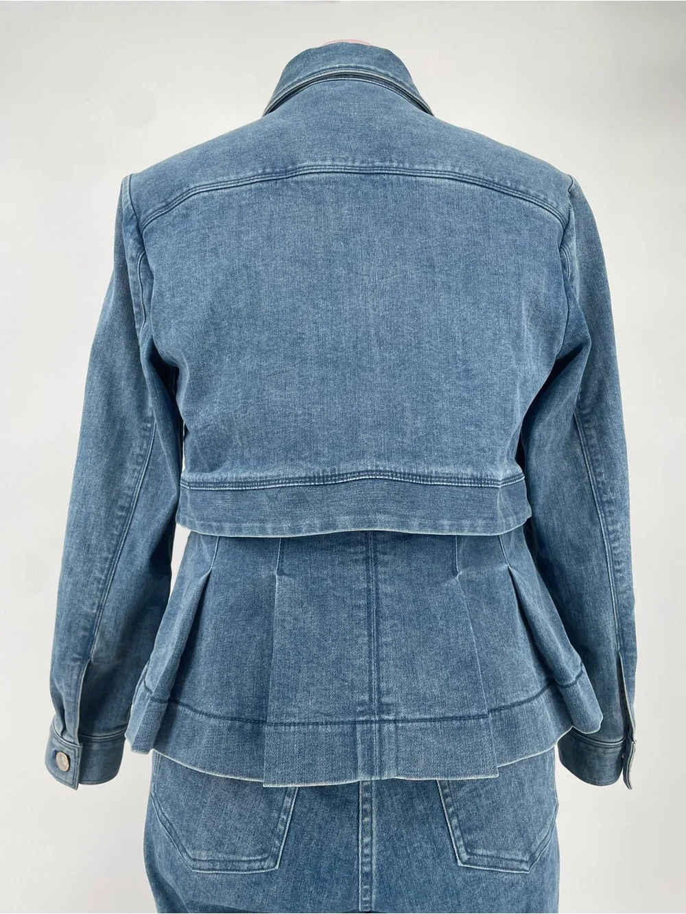 2 Piece Denim Set Per Se By Carlisle Pleated Jean Jacket & Straight Leg Jeans